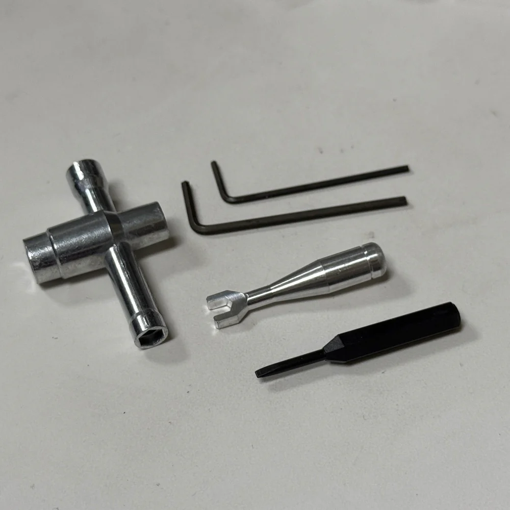 1/10 Drift Car Tool Set (1.5mm, 2.0mm, 5.5mm, 7.0mm, 4mm, 5mm) [ Yokomo] YT-FLSET3
