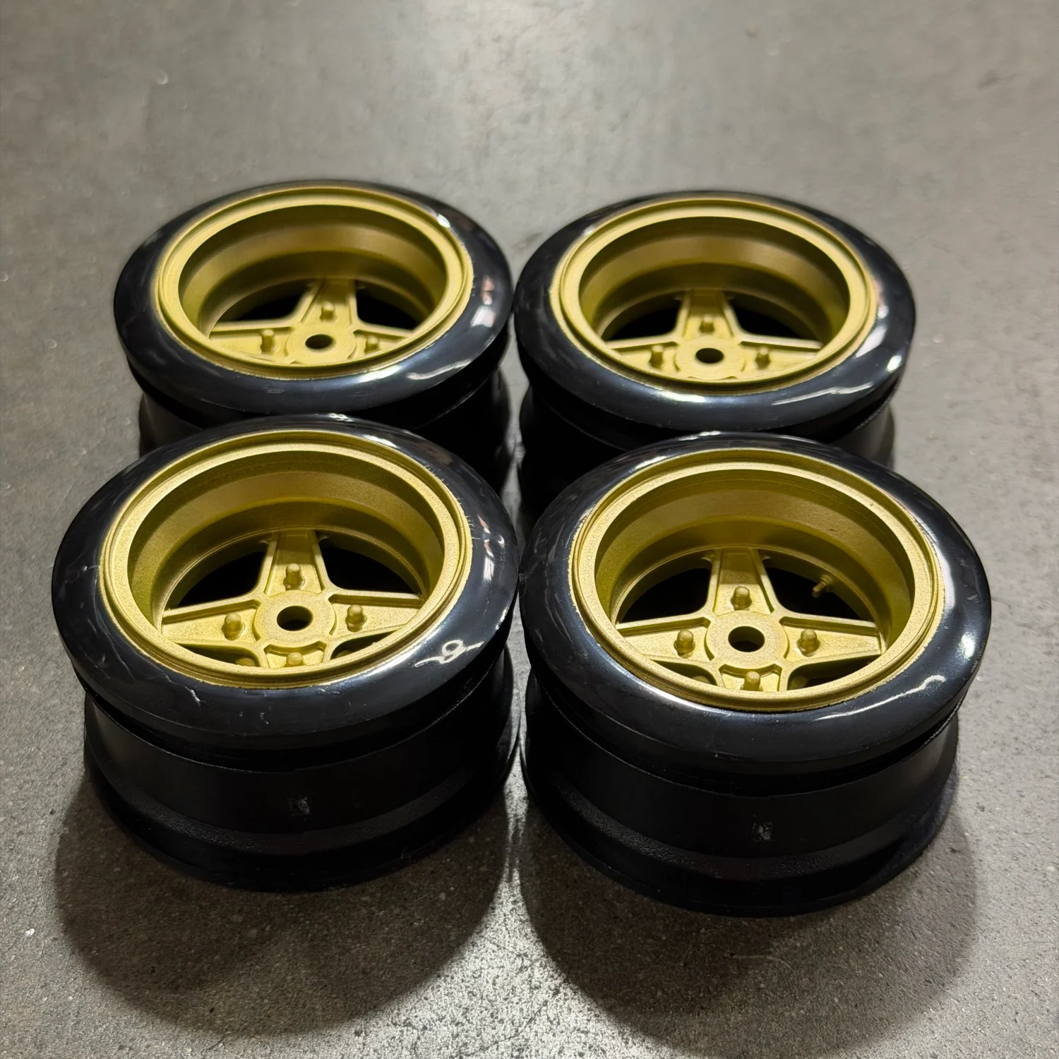 1-10 TAKECHI PROJECT RACING HART 4 SPOKE RIMS (GOLD) +6 (4 PACK) (INCH DOWN) [K FORCE] KF-5814