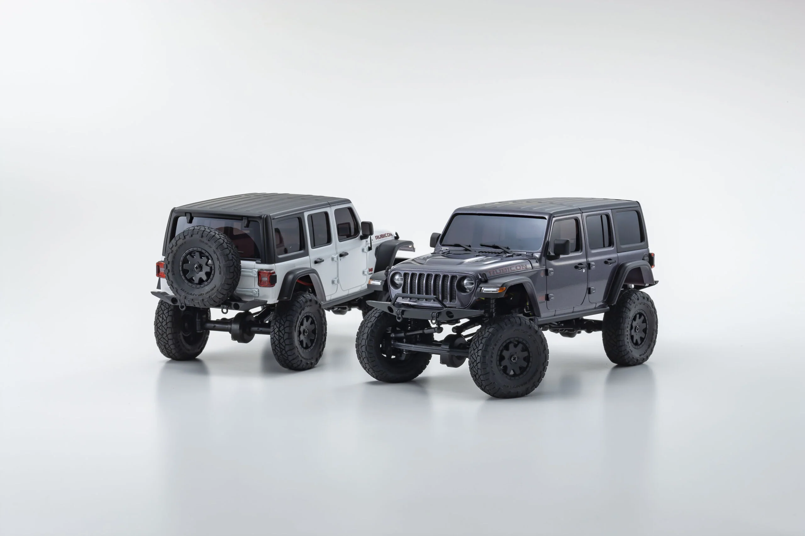 1-24 Mini-Z 4x4 Jeep Wrangler Mini Crawler (White or Gun Metal) [Kyosho] 32521GM 32521W