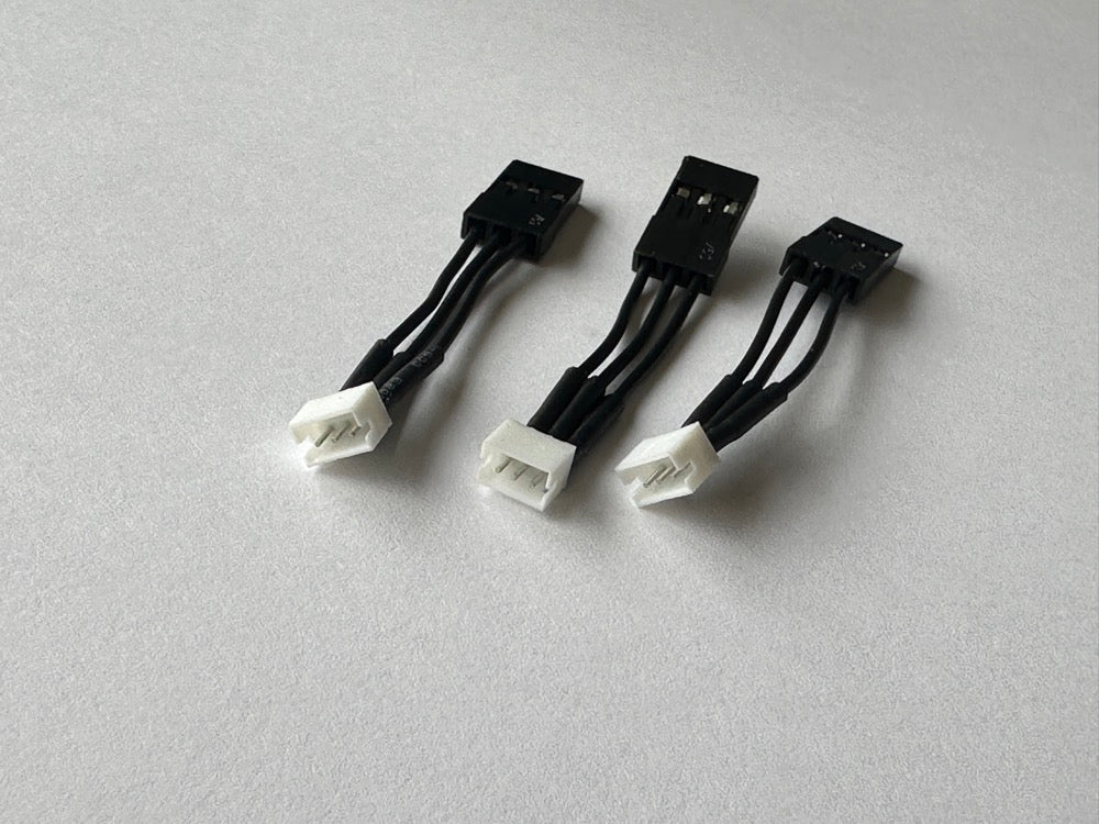 1.5 MINI JST MALE to FEMALE Servo Socket Adapters (SMALL SERVO TO FULL SIZE PLUG) (3 PACK) [SCALE REFLEX] 700514 - Image 2