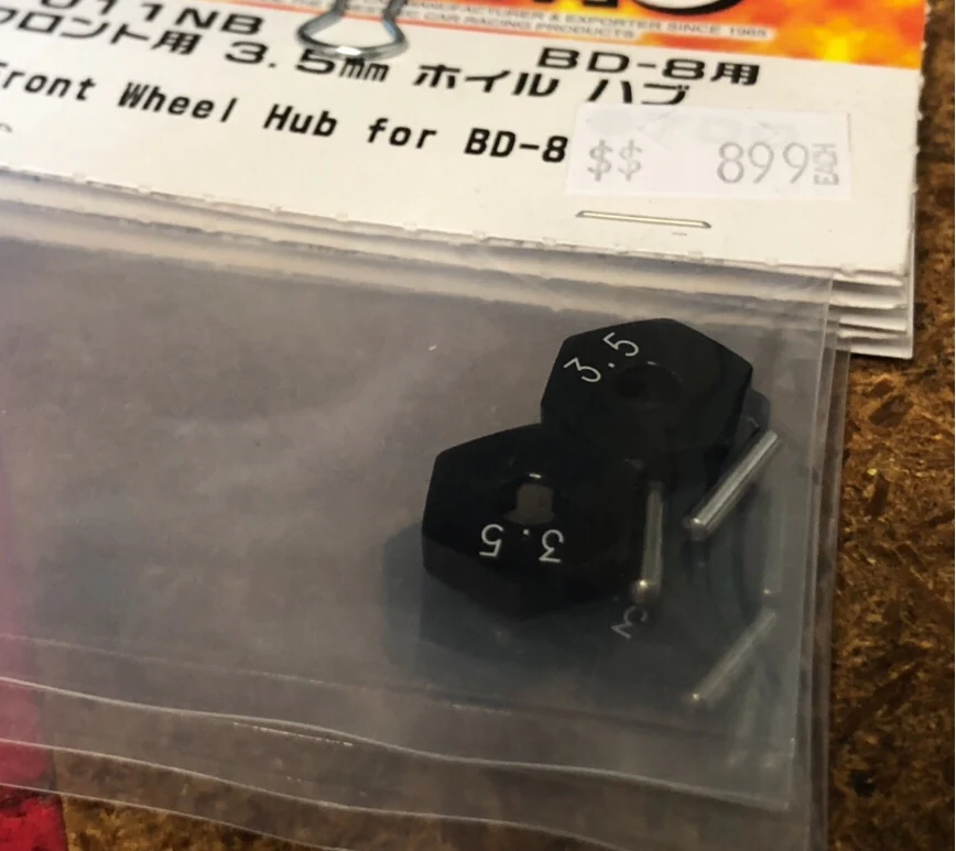 3.5mm Thick THIN Wheel Hex Hub (BLACK) w- Pins [Yokomo] B8-011NBA - Image 2