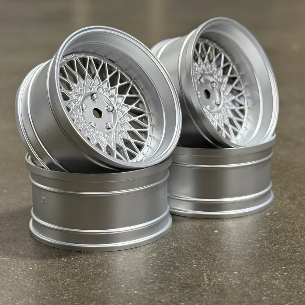 501 Mesh (Silver / Silver Lip) Adjustable Offset Rims (4-Pack)  1-10 BBS STYLE [MST] 832104FS
