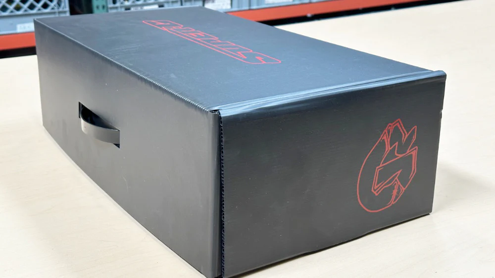 *B STOCK* 1-10 CODE RED - PLASTIC Drift Chassis Carrying Case with Handle (v2.5) [Super-G] SGBOX-R *B STOCK* - Image 4