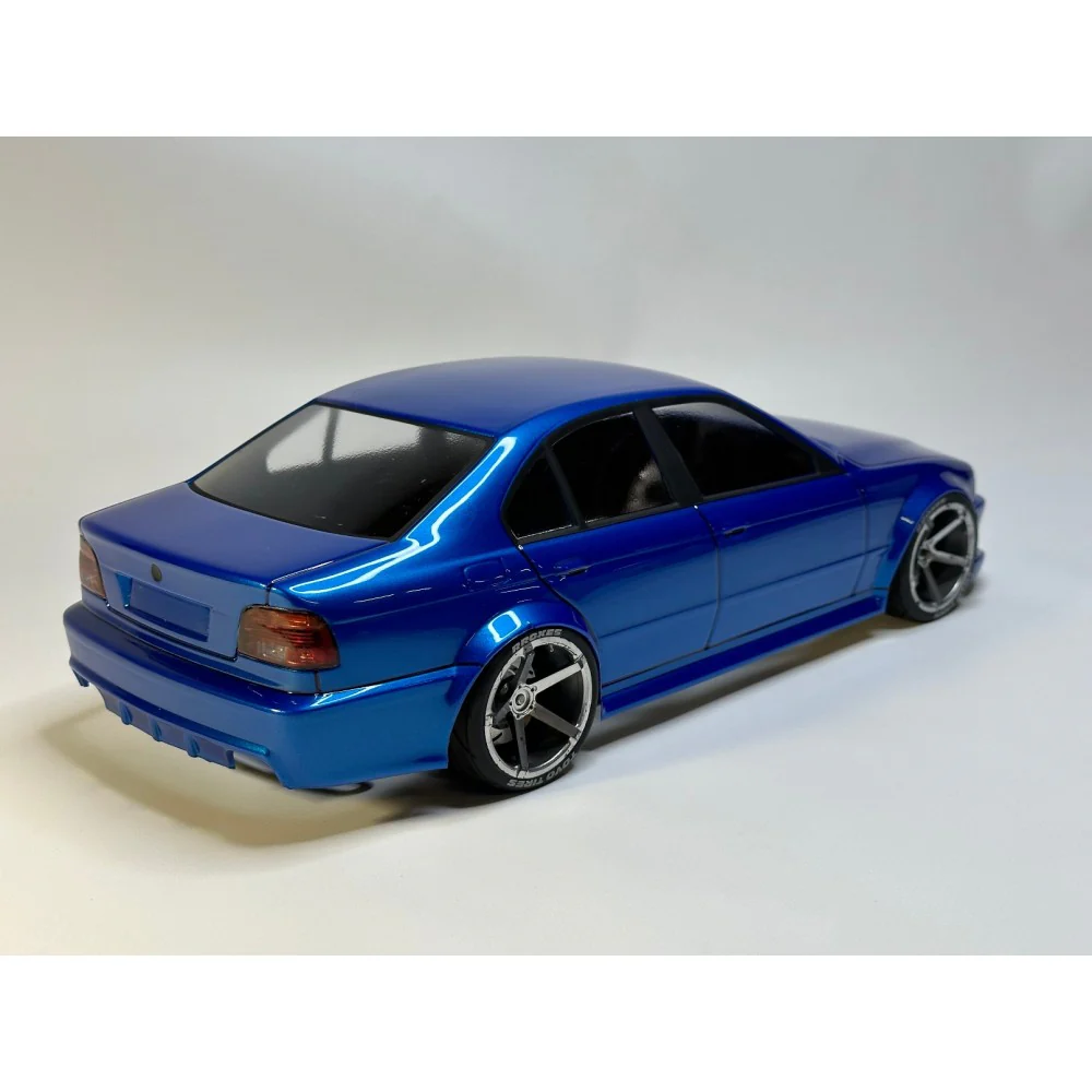 BMW E39 M5 Sedan 1-10 Body Set [APlastics] AP-39S - Image 3