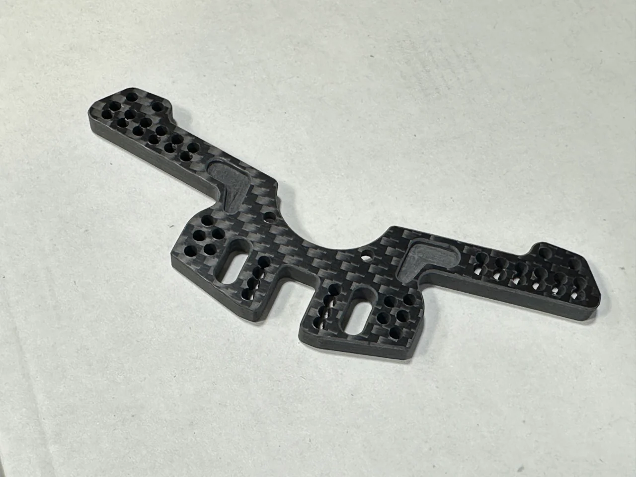 CARBON - Lightweight Narrow Shock Tower for SHARK Transmission [Rhino Racing] RR-845
