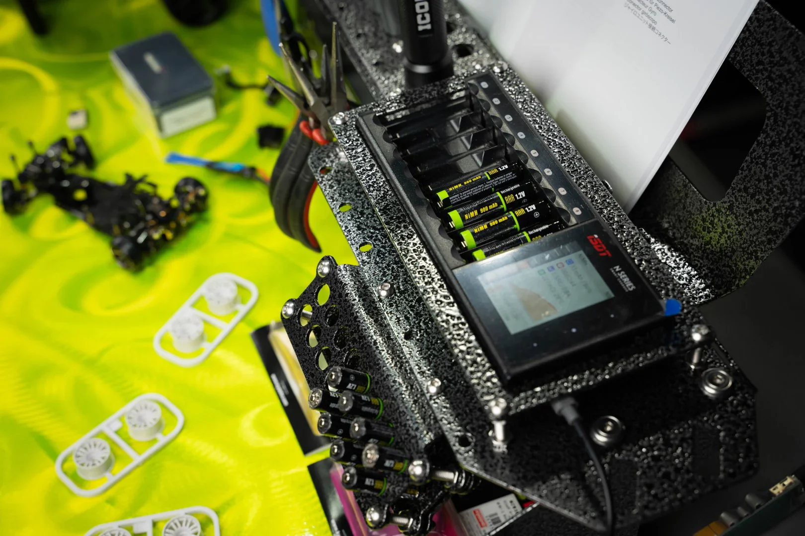 Field Bench - 1/28 Scale RC Pit Workstation for Kyosho Mini Z and Similar [Turtle Labs] - Image 5