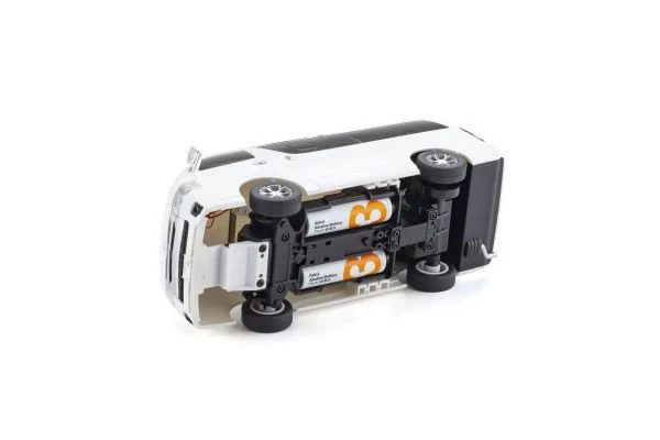 First Mini-Z 1-28 WHITE Hi-Ace Super GL HIACE Toyota RTR (Ready to Run) [KYOSHO] 66609 - Image 4