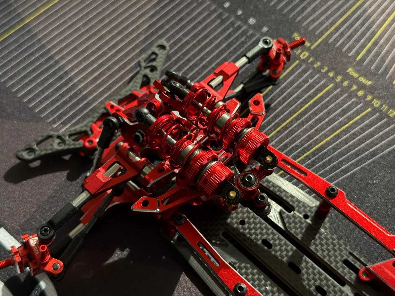 FRONT ALUMINUM BODY POST MOUNT BRACE - BLACK RED PURPLE [Team AD] AD-9041R AD-9041B AD-9041P - Image 5