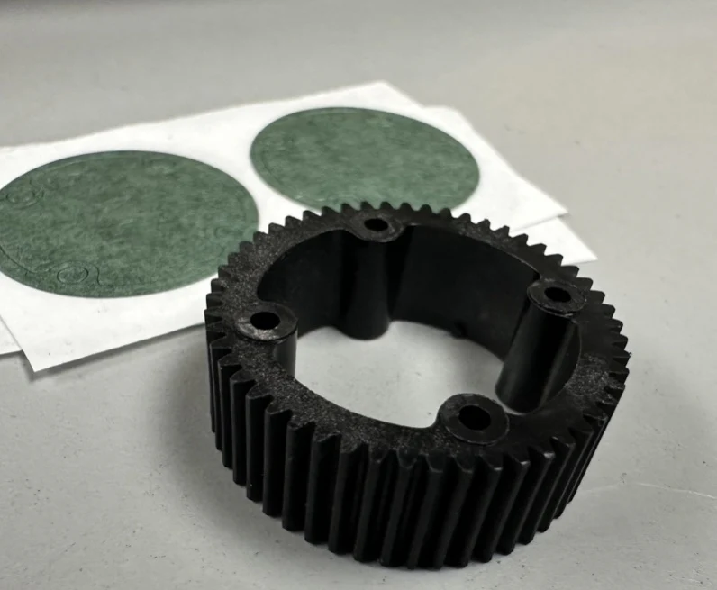 LIGHT WEIGHT PLASTIC MAIN GEAR (RING SPUR) with GASKETS FOR C-LSD [Rhino Racing] RR-611
