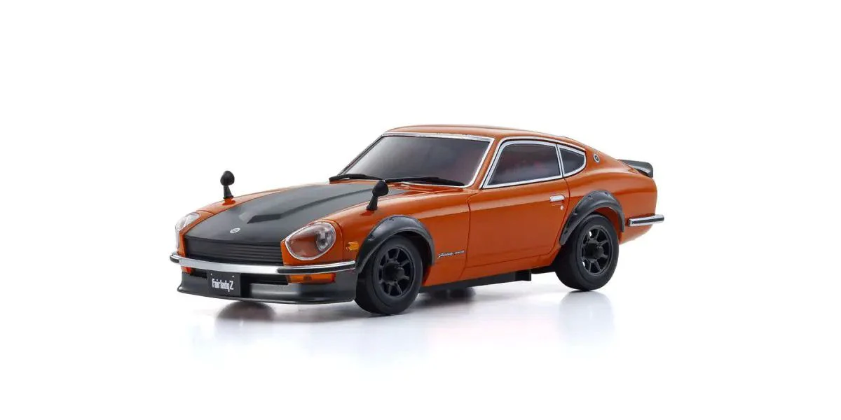 Mini-Z 1-28 Nissan Datsun 240Z Fairlady Z S30 White body set (w-Wheel) (unpainted) F: 0 (N) R: 0 (N) [Kyosho] MZN217 - Image 2