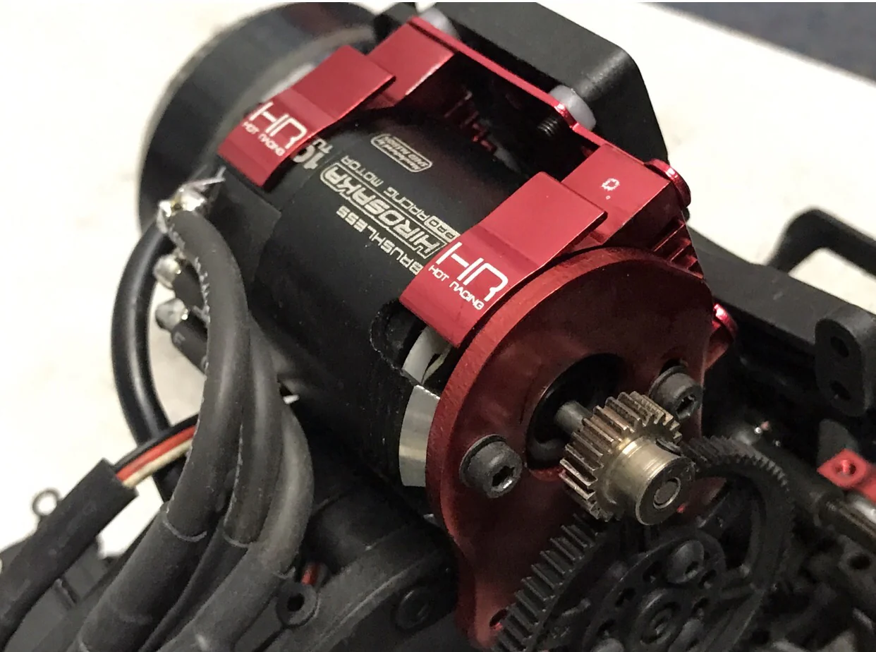 Motor Cooling Fan Clip On RED Anodized [Hot Racing] MH550TE02 - Image 4