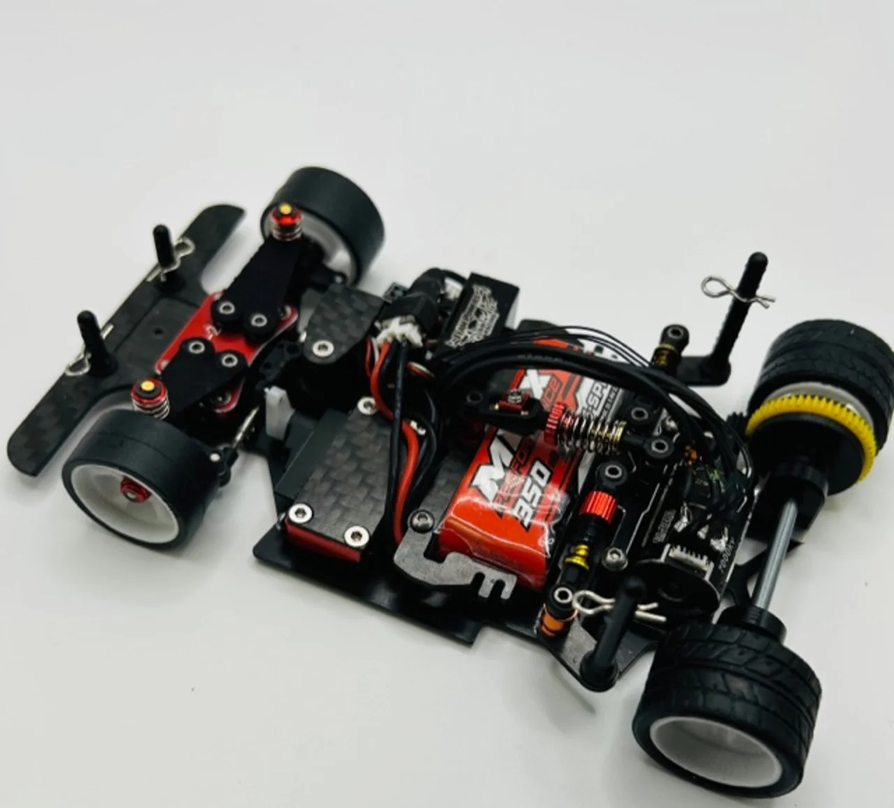 MWX R.1 Race Kit - 1-28TH SCALE 2WD CHASSIS KIT [MWX Performance] MWX-R1V1-23 - Image 2