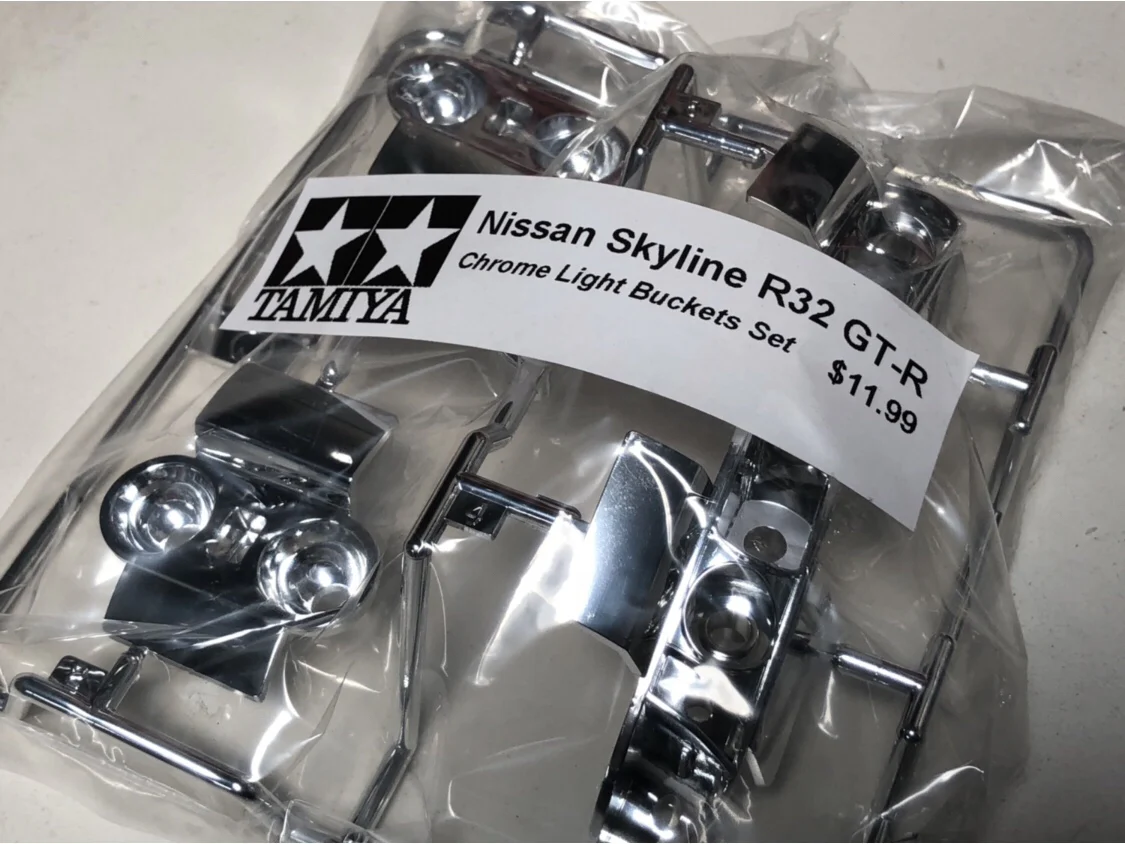 Nissan Skyline GTR R32 Headlight Taillight Buckets Set [Tamiya] 9115246 - Image 3