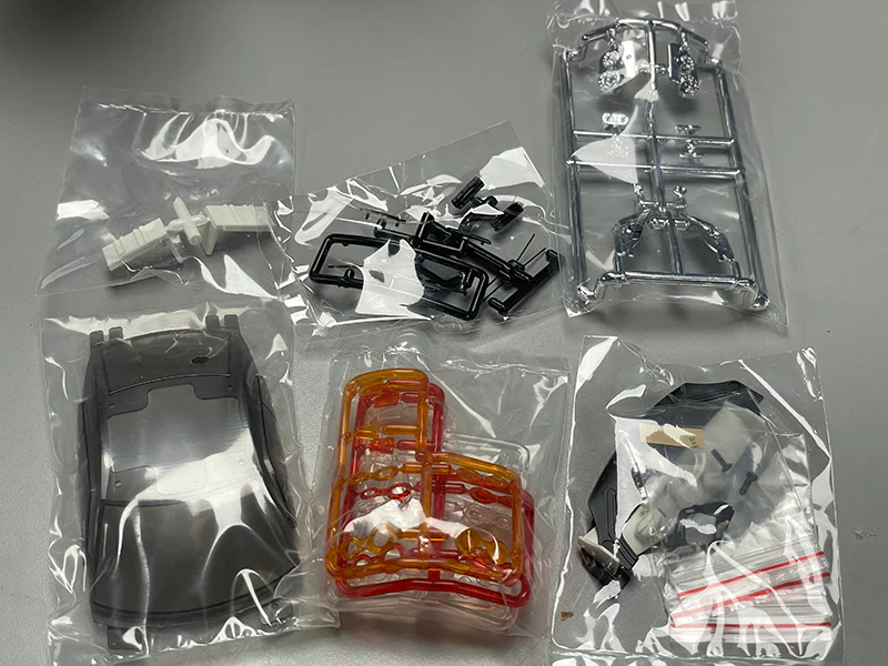 Nissan Skyline R35 Liberty Walk 1-28 White 98mm Body Set (HRC Arena x One Model) [One Model] MO100 - Image 6
