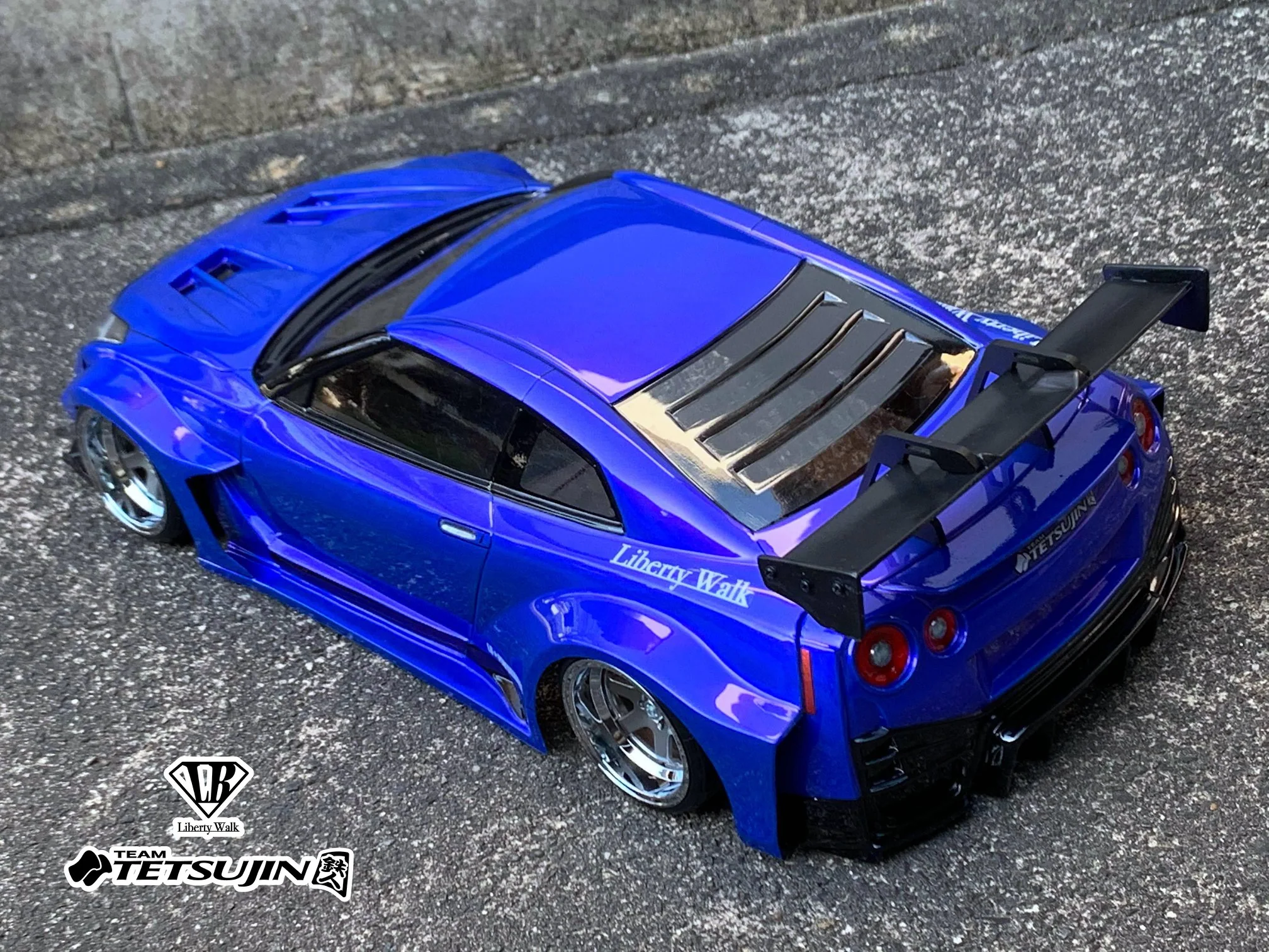 Nissan Skyline R35 Liberty Walk LB WORKS Silhouette 1-10 Body Set [Tetsujin] TT-8210 - Image 5