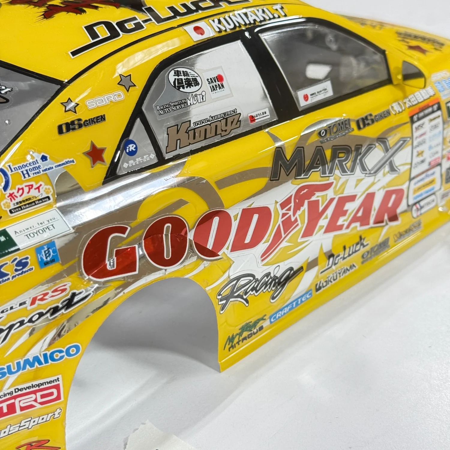PAINTED Toyota Mark X GRX130 GOODYEAR D1GP Spec w/ Mirror, Exhaust and Light Buckets Set 1-10 Body Set *Discontinued NOS* [Yokomo] SD-MKXB - Image 4