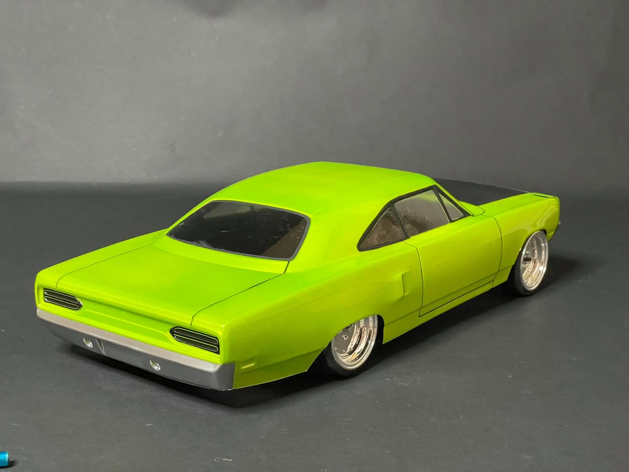 Plymouth Roadrunner Classic Muscle Car 1-10 Body Set [APlastics] PLYM-ROAD - Image 2