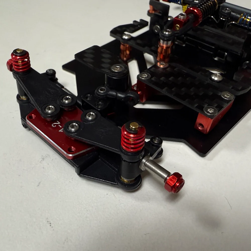 PREBUILT: MWX R.1 Race Kit - 1-28TH SCALE 2WD CHASSIS KIT [MWX Performance] MWX-R1V1-23(ASSEMBLED) - Image 3