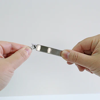 Professional - Retractable RED DOT Knife - Blade (Tint-Vinyl)- Made in Japan [NT Cutter] A-1P - Image 2