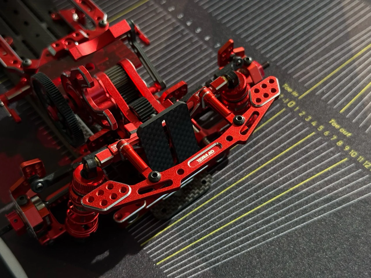 REAR ALUMINUM BODY MOUNT POST BRACE - BLACK RED PURPLE [Team AD] AD-9040R AD-9040B AD-9040P - Image 3