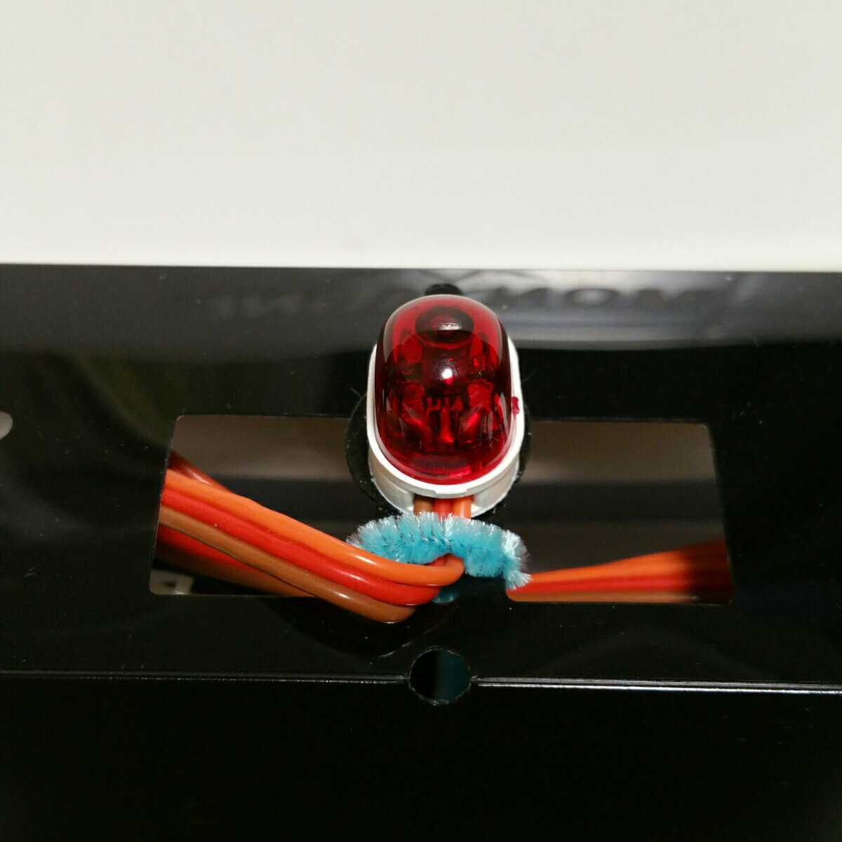 RED Patrol Police Roof Light (Rotating Flashing) V4 Teardrop [Eagle] LED-PL-401R-U2 - Image 6