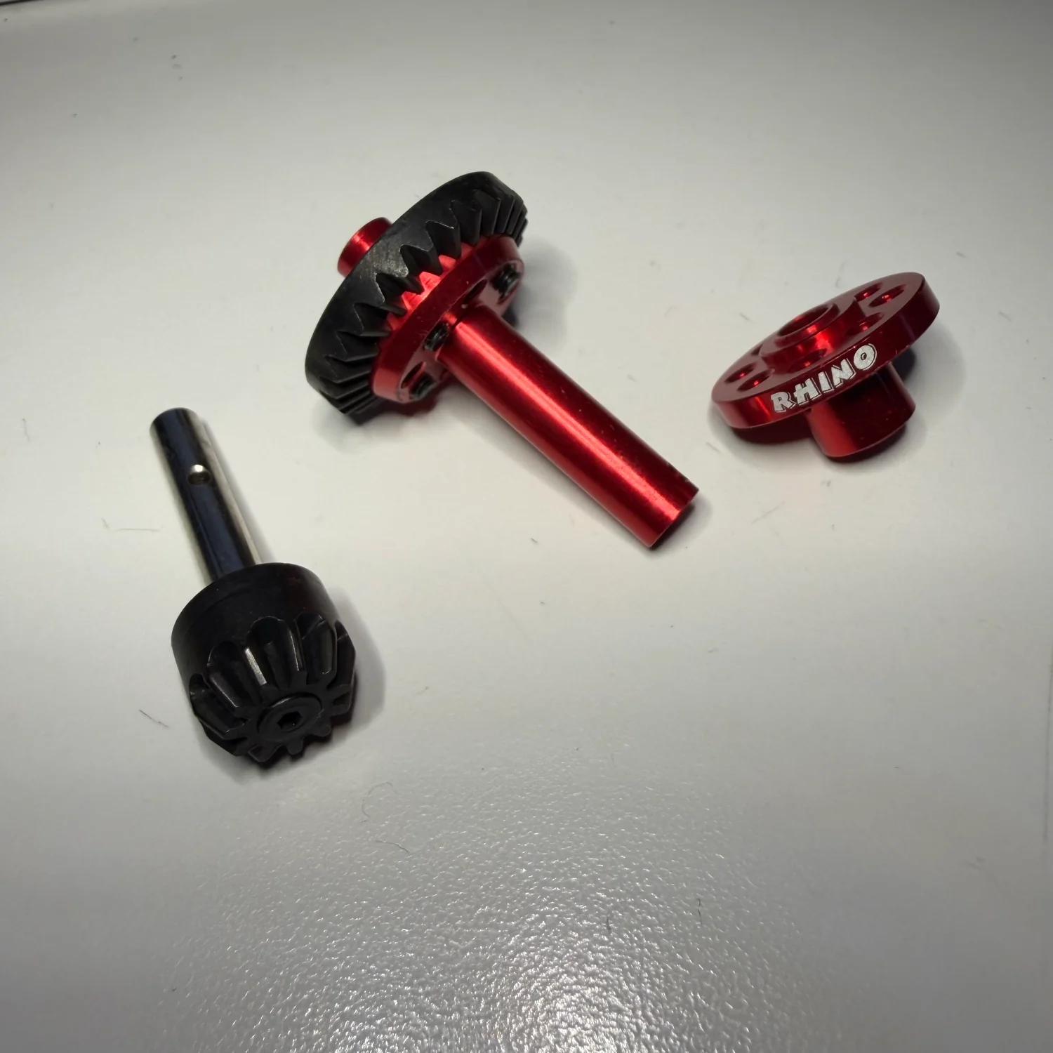 Rhinomax Solid Spool Set and Bevel Gear Holder Set (RED) with Gears [Rhinomax]