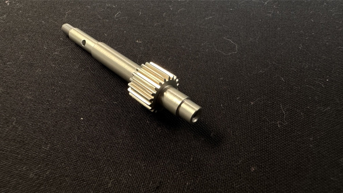 Top Shaft for SHARK Transmission Gearbox [Rhino Racing] RR-833