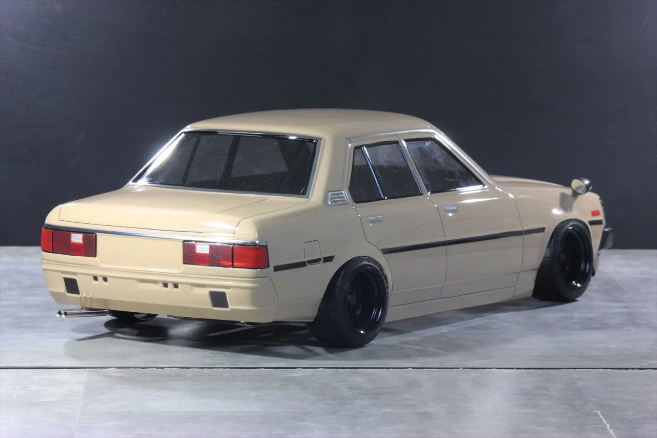 Toyota Corolla KE70 Sedan (Round and Square Headlights) 196mm / 198mm 1-10 Body Set [Pandora] PAB-3229 - Image 2