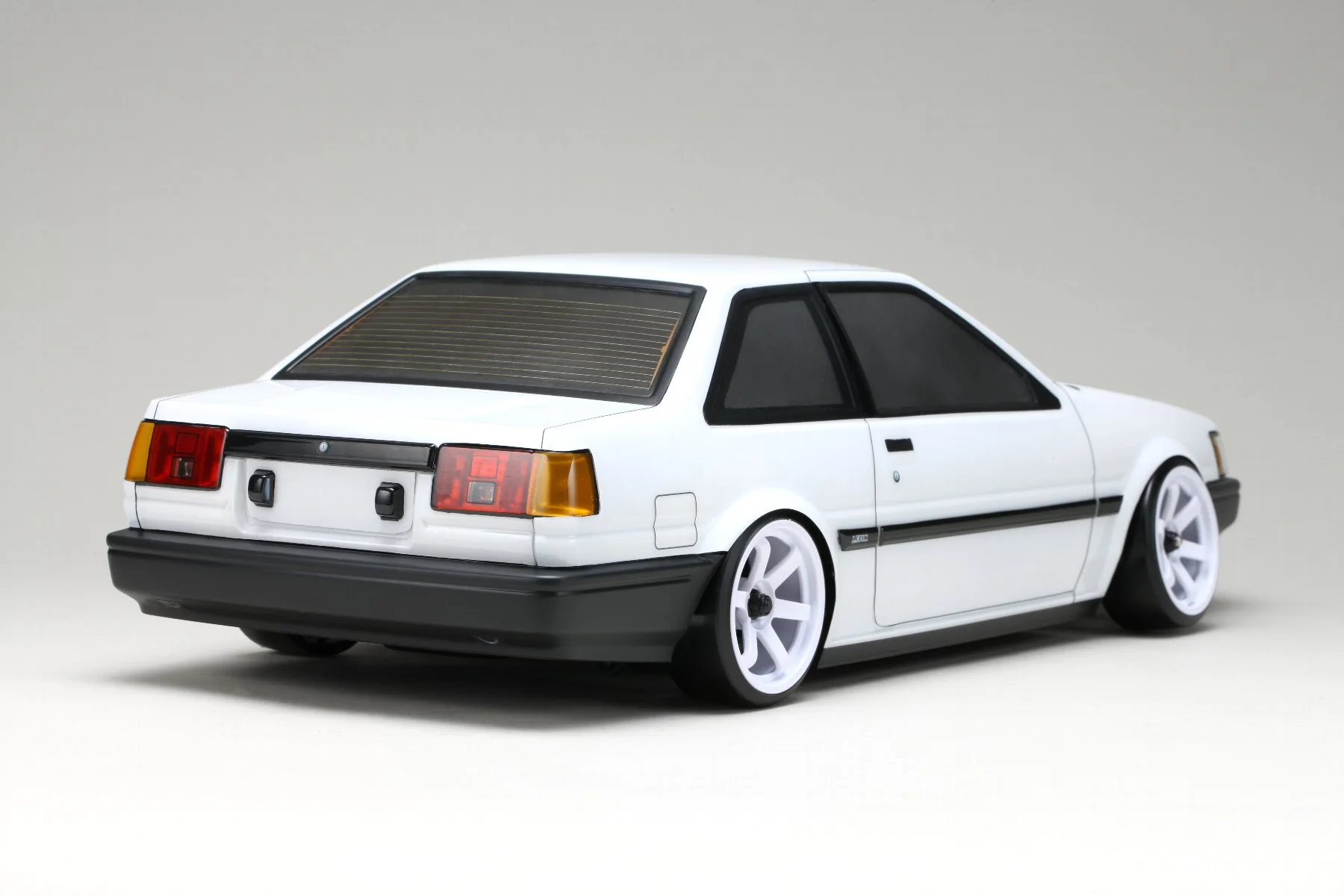 PREORDER: TOYOTA Corolla Levin (AE86) 2-Door Body Set 1-10 Clear Lexan [Yokomo] SD-AE86L2B - Image 3