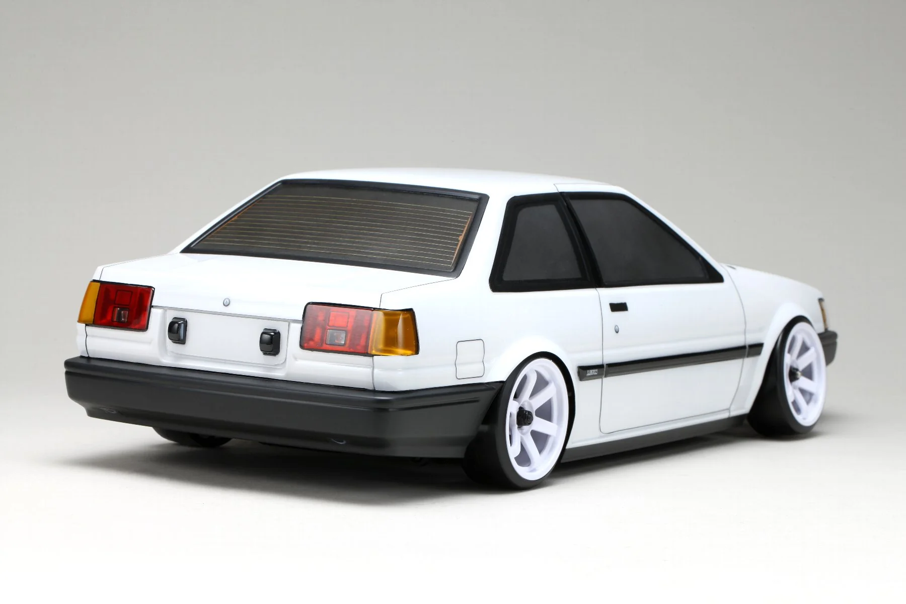 PREORDER: TOYOTA Corolla Levin (AE86) 2-Door Body Set 1-10 Clear Lexan [Yokomo] SD-AE86L2B - Image 4