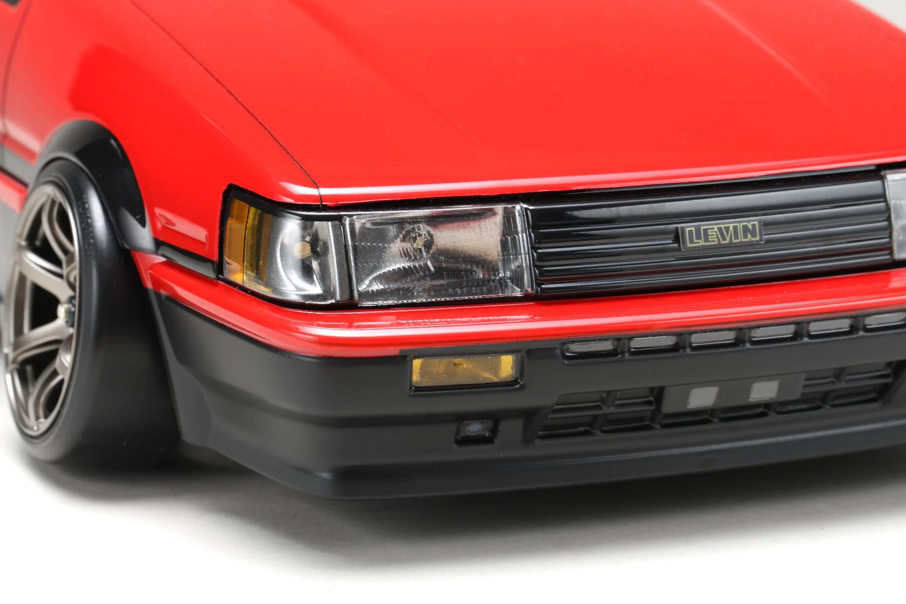 PREORDER: TOYOTA Corolla Levin (AE86) 3-Door Body Set 1-10 Clear Lexan [Yokomo] SD-AE86L3B - Image 7