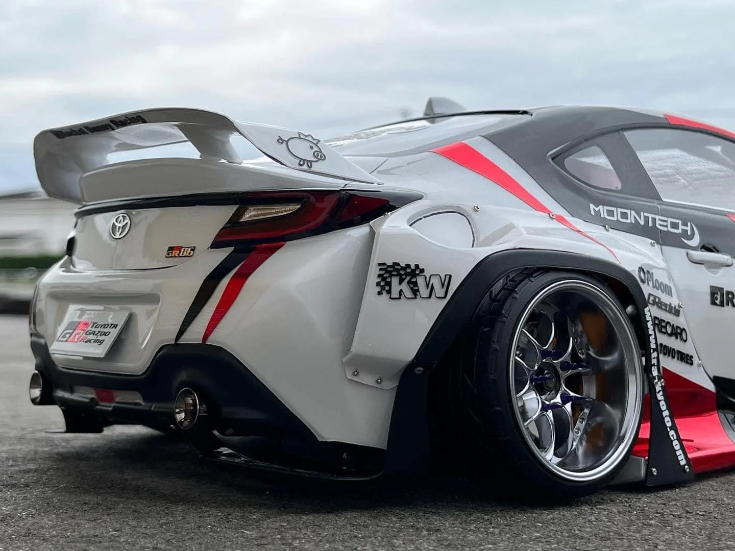 TOYOTA GR86 GR PANDEM Widebody Body Set (STANDARD 258mm Wheelbase) 1-10 REAL GRADE BODY [Addiction] AD-RB9 - Image 2