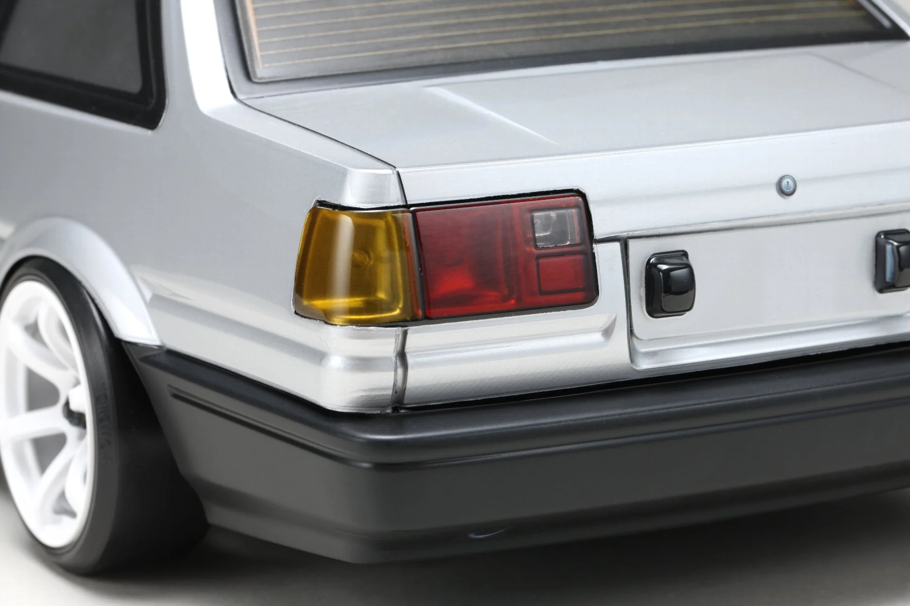 PREORDER: TOYOTA Sprinter Trueno (AE86) 2-Door Body Set 1-10 Clear Lexan [Yokomo] SD-AE86T2B - Image 7